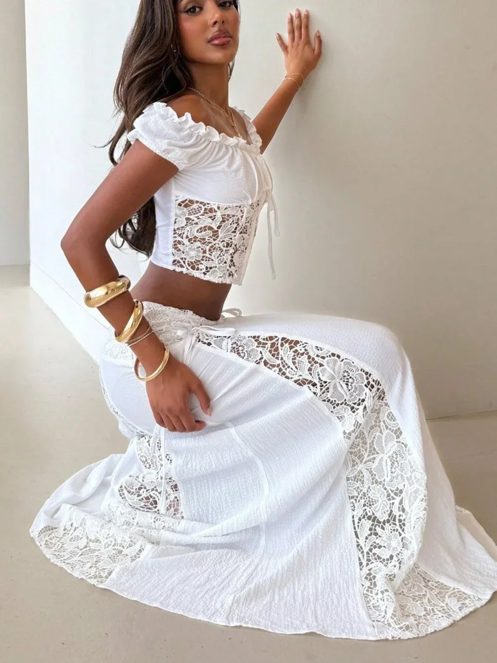 Elegant White Women's Low Waist Lace detailed maxi Skirt - Picture 5 of 9